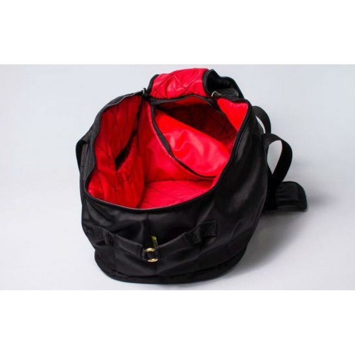 Спортивна сумка з червоною підкладкою MAD INFINITY SIN8001 40 л купити недорого в Ти Купи