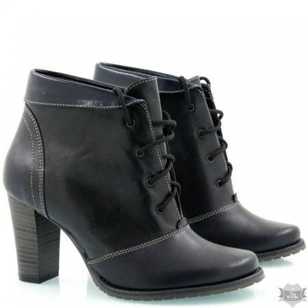 Демисезонные женские ботинки из кожи Villomi 8016-05 купить недорого в Ты Купи