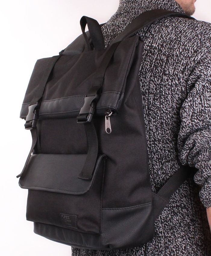 Чоловічий чорний рюкзак POOLPARTY Commando купити недорого в Ти Купи