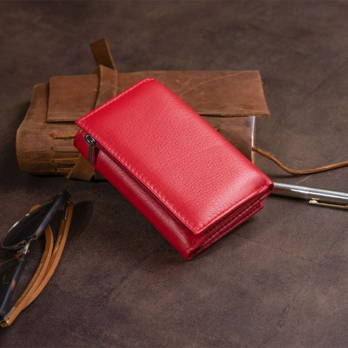 Жіночий шкіряний гаманець ST Leather 19335 Червоний купити недорого в Ти Купи