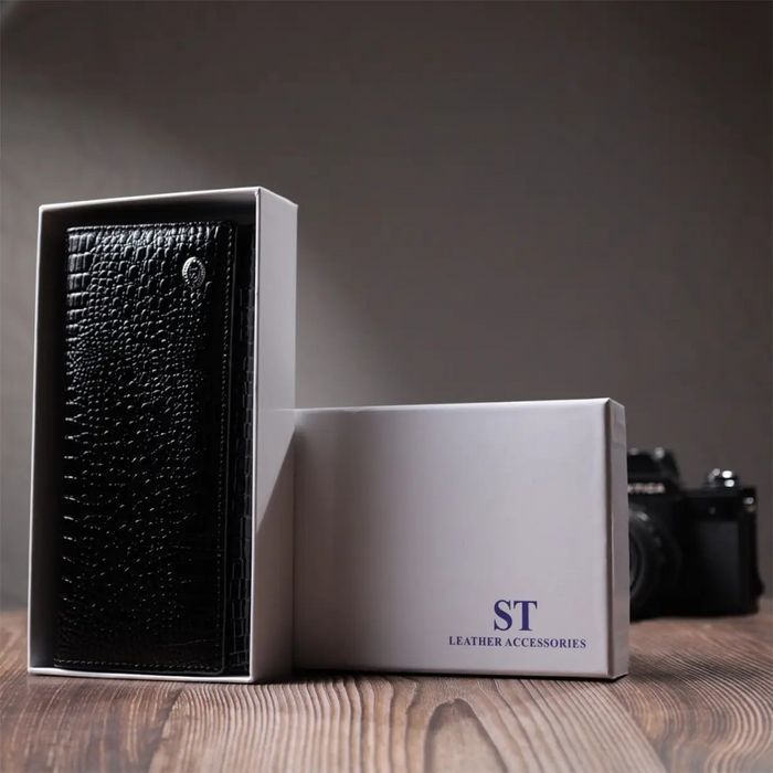 Жіночий лаковий шкіряний гаманець ST Leather 22718 купити недорого в Ти Купи