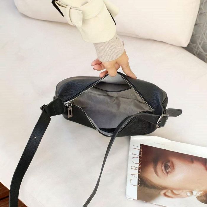 Жіноча чорна маленька чорна сумка Olivia Leather B24-W-6599A купити недорого в Ти Купи