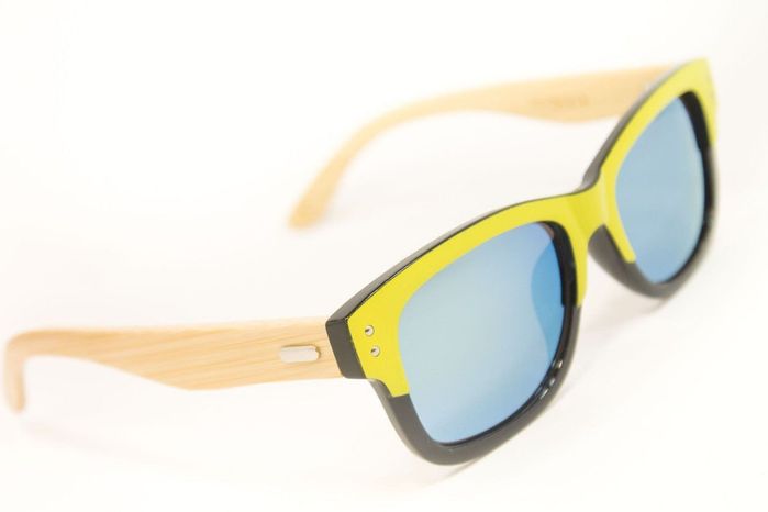 Солнцезащитные очки BR-S унисекс Wayfarer с деревянными дужками купить недорого в Ты Купи