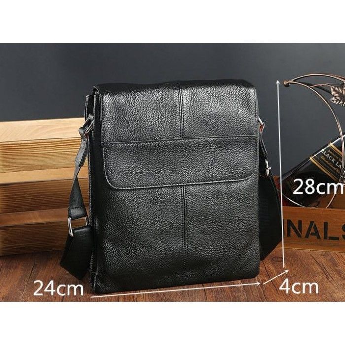 Чоловіча шкіряна чорна сумка-мішок для приладдя A25-064a купити недорого в Ти Купи
