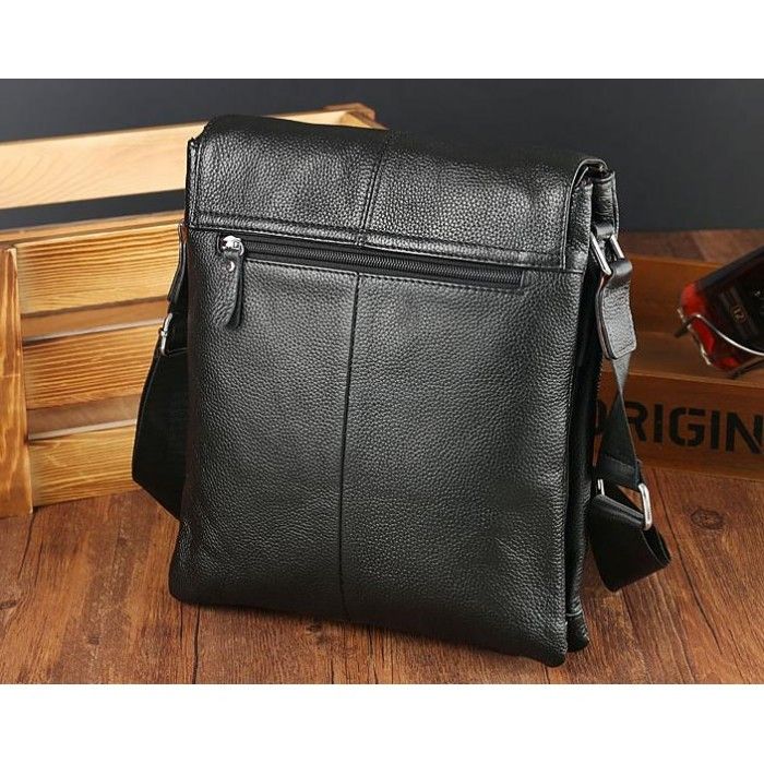 Чоловіча шкіряна чорна сумка-мішок для приладдя A25-064a купити недорого в Ти Купи