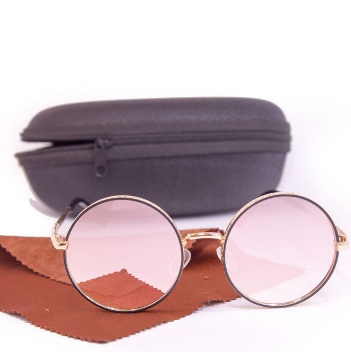 Солнцезащитные женские очки Glasses с футляром f9367-3 купить недорого в Ты Купи