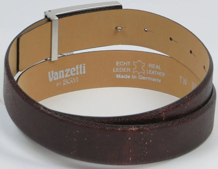 Чоловічий шкіряний ремінь Vanzetti Німеччина 100037 122x3.5 см. купити недорого в Ти Купи