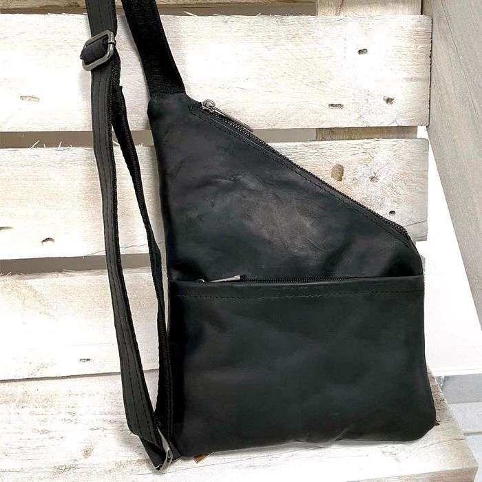 Кожаная мужская сумка-слинг TARWA RA-6501-3md купить недорого в Ты Купи