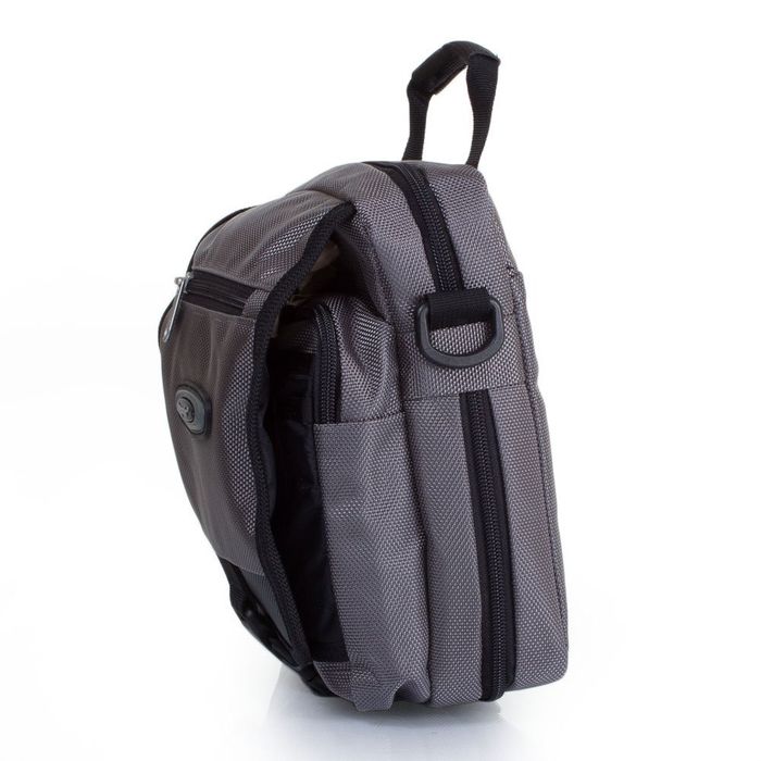 Чоловіча спортивна сумка VONEPOLAR W5077-grey купити недорого в Ти Купи