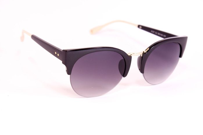 Сонцезахисні жіночі окуляри 8127-2 купити недорого в Ти Купи