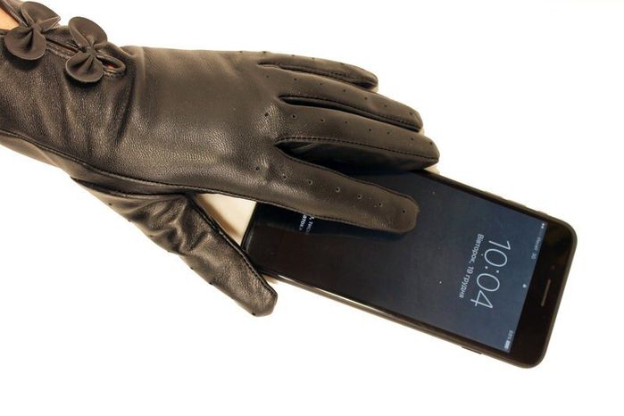 Жіночі шкіряні сенсорні рукавички Shust Gloves 704 купити недорого в Ти Купи