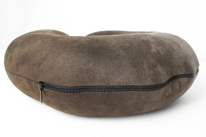 Подушка для подорожей Coverbag коричнева купити недорого в Ти Купи