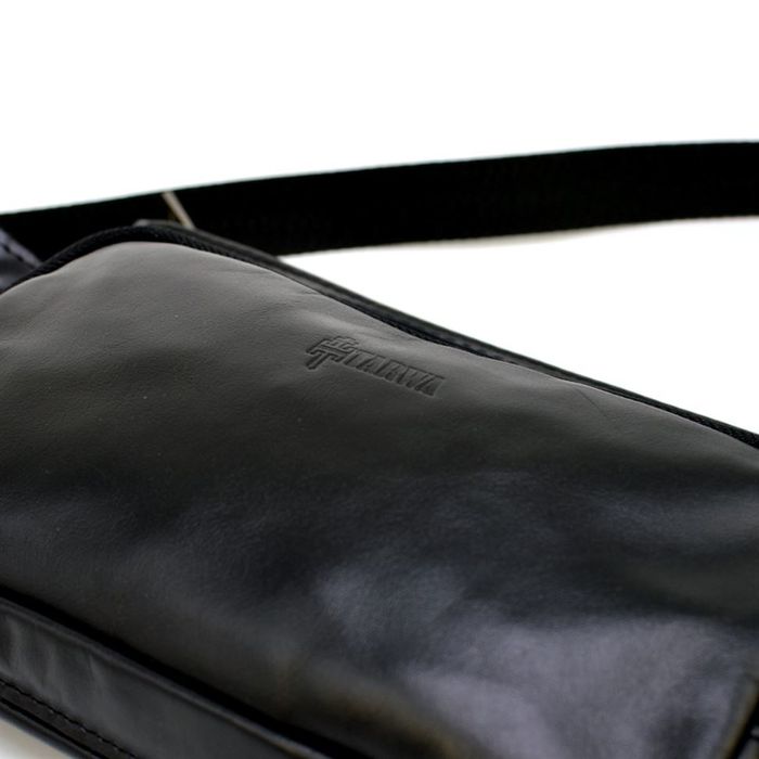Шкіряна чорна сумка на поясі TARWA GA-8137-4LX купити недорого в Ти Купи