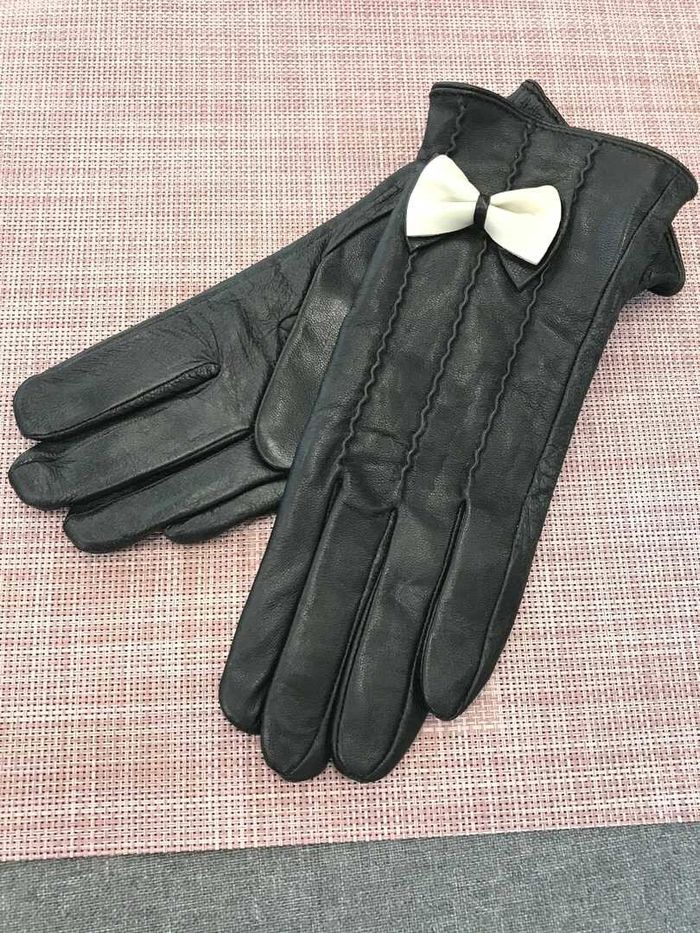 Женские кожаные перчатки Shust Gloves чёрные 373s2 М купить недорого в Ты Купи