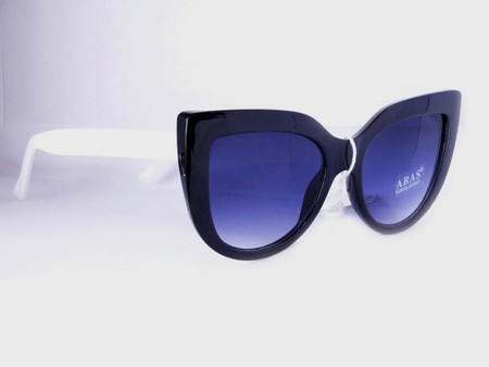 Сонцезахисні окуляри Aras Чорно-білий (2768 black-white) купити недорого в Ти Купи