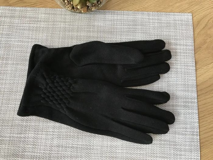 Женские трикотажные перчатки Shust Gloves чёрные 8733 S купить недорого в Ты Купи