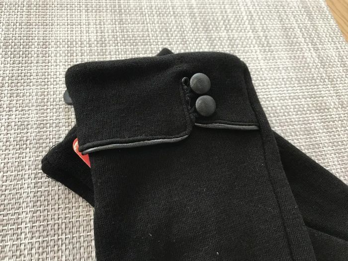 Женские трикотажные перчатки Shust Gloves чёрные 8733 S купить недорого в Ты Купи