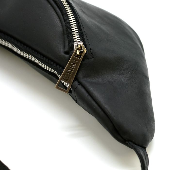 Кожаная черная сумка на пояс Tarwa ra-3036-4lx купить недорого в Ты Купи