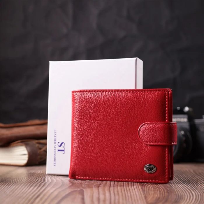 Жіночий шкіряний гаманець ST Leather 22555 купити недорого в Ти Купи