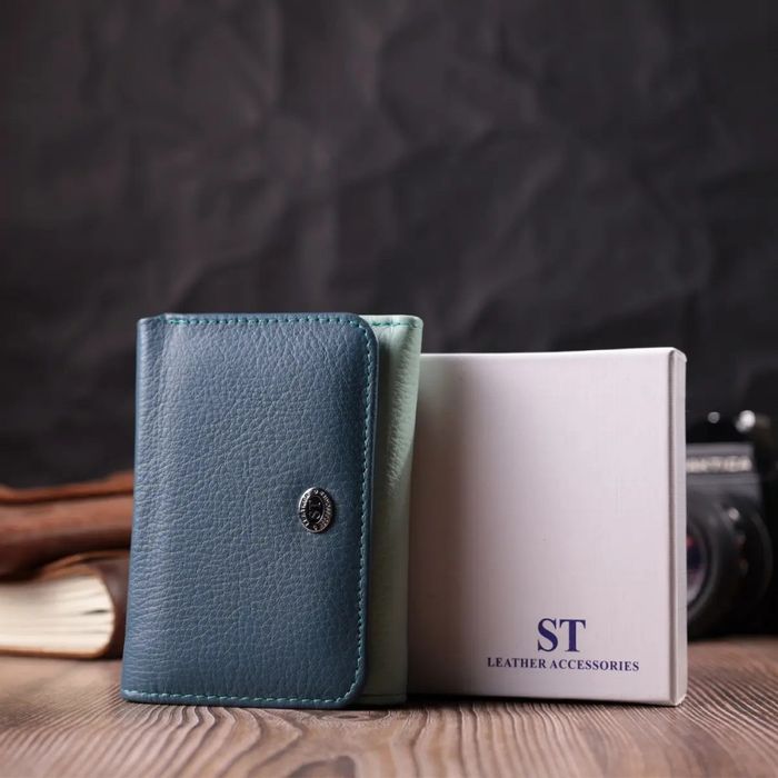 Жіночий комбінований шкіряний гаманець ST Leather 22493 купити недорого в Ти Купи