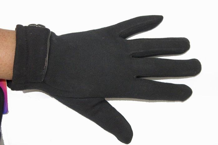 8,5 - Жіночі чорні стрейчеві рукавички на хутряному утеплювачі купити недорого в Ти Купи