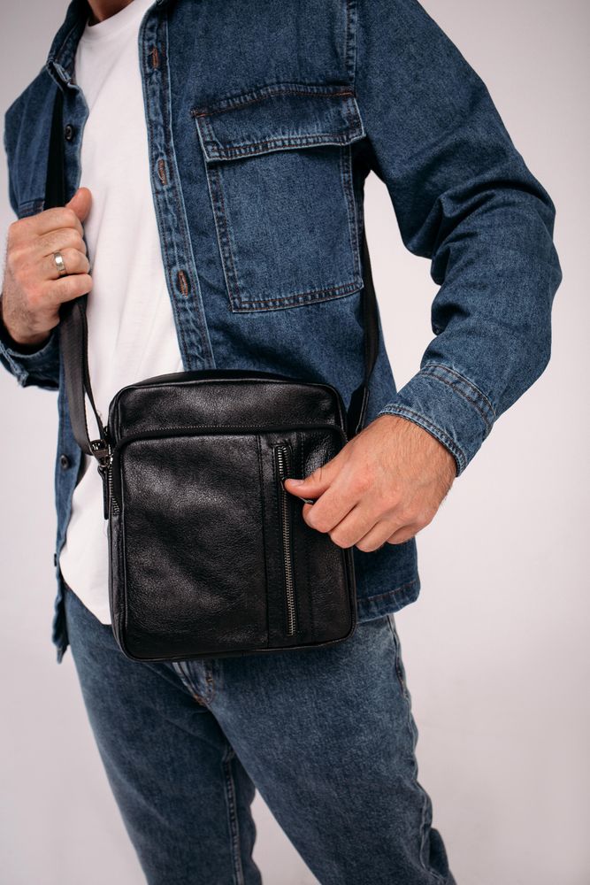 Мессенджер через плечо мужской кожаный черный Tiding Bag 9836A купить недорого в Ты Купи