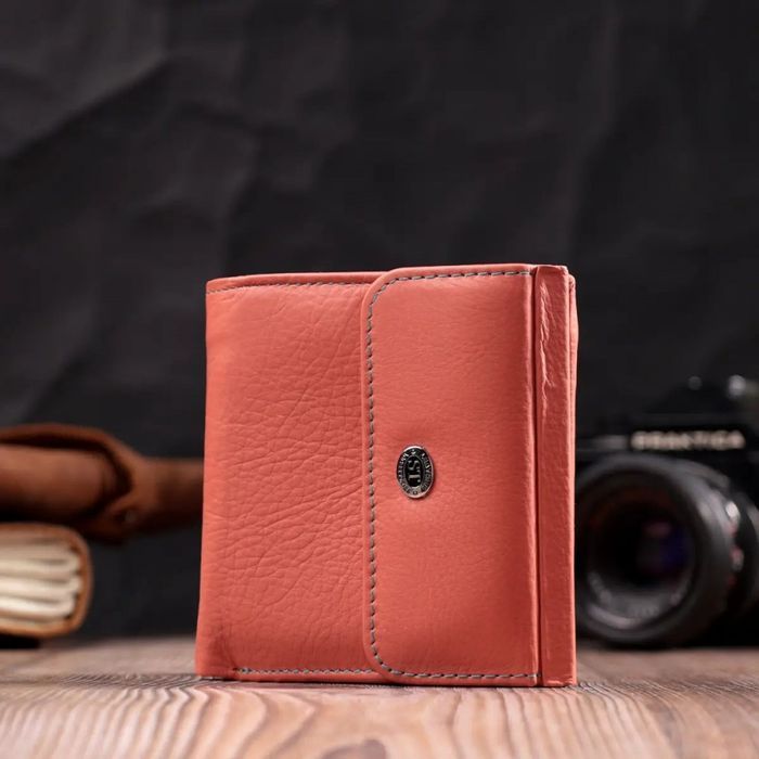 Женский кожаный кошелек ST Leather 19498 купить недорого в Ты Купи
