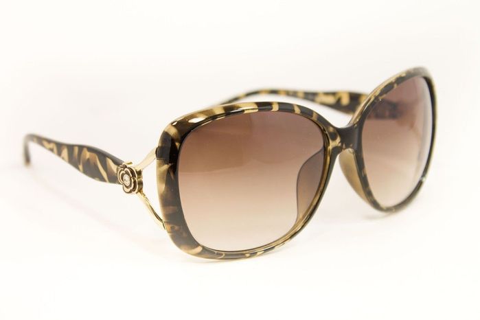 Солнцезащитные женские удобные очки BR-S купить недорого в Ты Купи