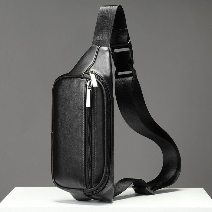 Мужская кожаная чёрная сумка на пояс Vintage 14999 купить недорого в Ты Купи