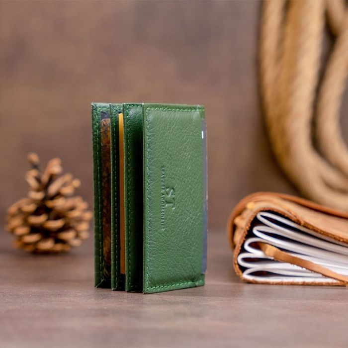 Визитница из натуральной кожи ST Leather 19215 Зеленая купить недорого в Ты Купи