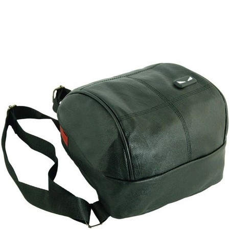 Рюкзак зі шкірозамінника чорного кольору TRAUM 7229-56 купити недорого в Ти Купи