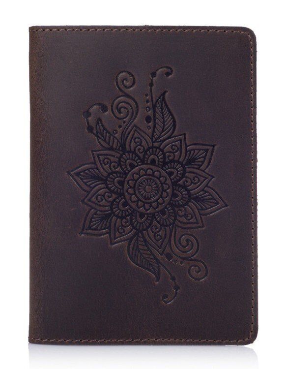 Шкіряна коричнева обкладинка на паспорт HiArt PC-01 Mehendi Classic Коричневий купити недорого в Ти Купи