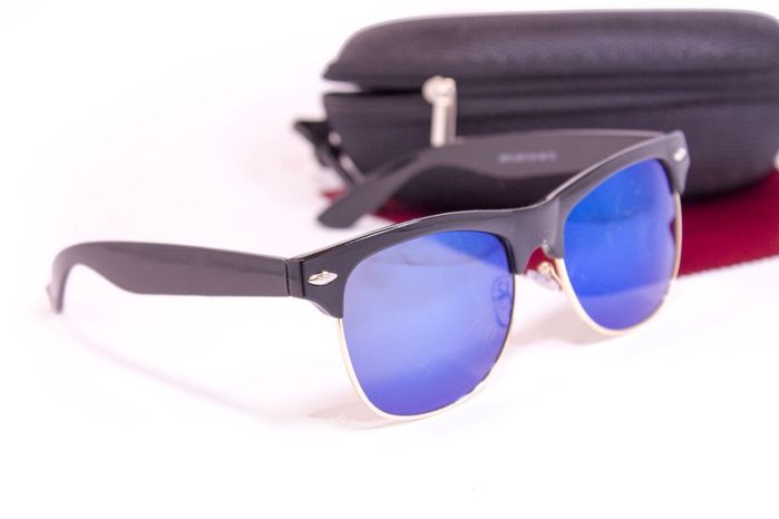 Солнцезащитные очки Glasses с футляром f8018-5 купить недорого в Ты Купи