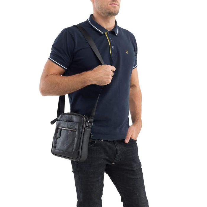 Чоловіча шкіряна сумка через плече маленька Tiding Bag A25-223A купити недорого в Ти Купи