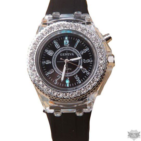 Жіночий годинник Geneva Light (+1351) купити недорого в Ти Купи