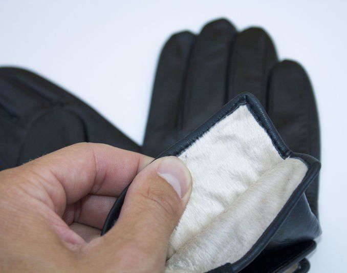 Жіночі чорні стильні шкіряні рукавички купити недорого в Ти Купи
