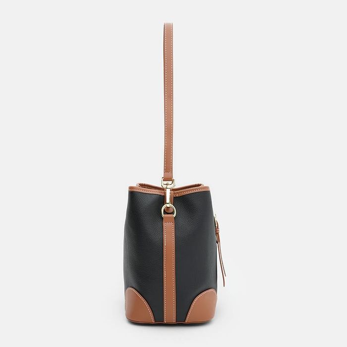 Жіноча шкіряна сумка Keizer K19085bl-black купити недорого в Ти Купи