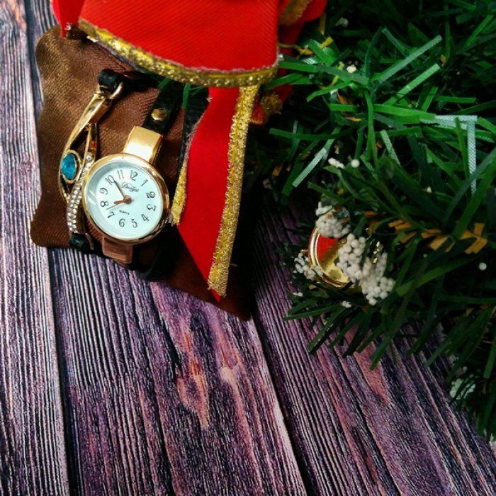 Жіночий наручний годинник CL Original (тисяча триста сорок чотири) купити недорого в Ти Купи
