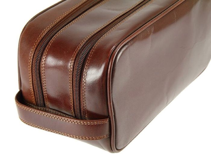 Мужской кожаный несессер Visconti MZ100 Naples (brown) купить недорого в Ты Купи