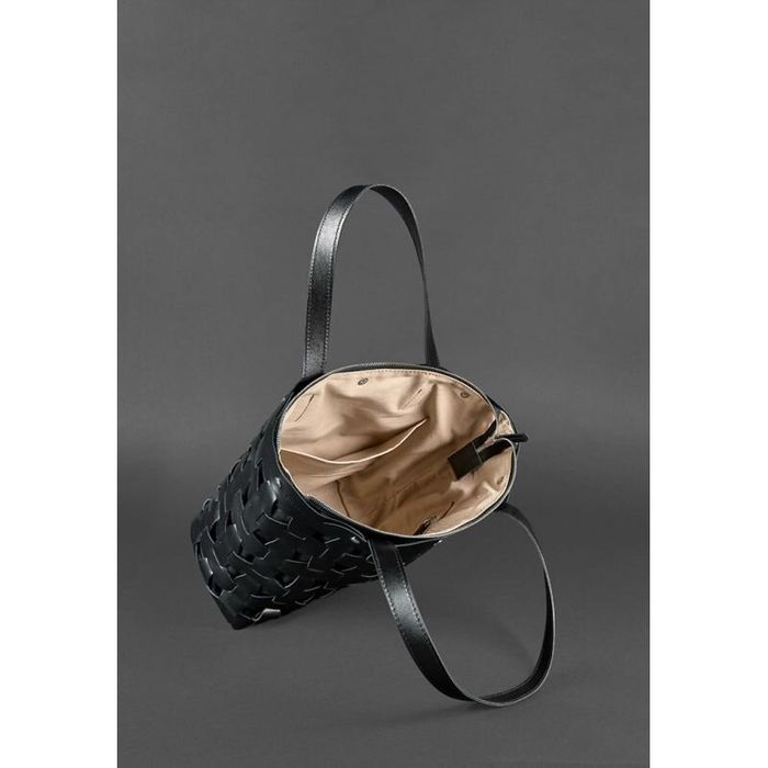 Шкіряна плетена жіноча сумка BlankNote Пазл L Чорна (BN-BAG-33-ygol) купити недорого в Ти Купи