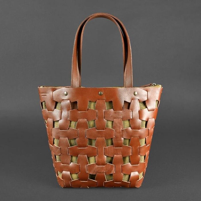 Шкіряна плетена жіноча сумка BlankNote Пазл Krast L Світло-Коричнева (BN-BAG-33-k) купити недорого в Ти Купи