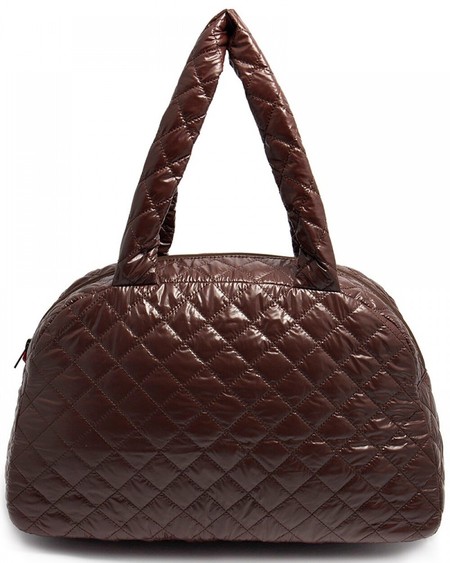 Стеганая женская сумка Poolparty с лаковым покрытием коричневая купить недорого в Ты Купи