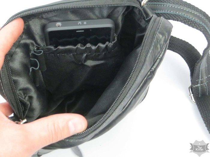 Чоловіча шкіряна чорна сумка-планшет Always Wild 242ws купити недорого в Ти Купи