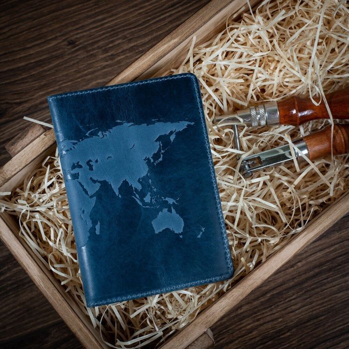 Обложка для паспорта из кожи HiArt PC-01 Shabby Lagoon World Map Синий купить недорого в Ты Купи