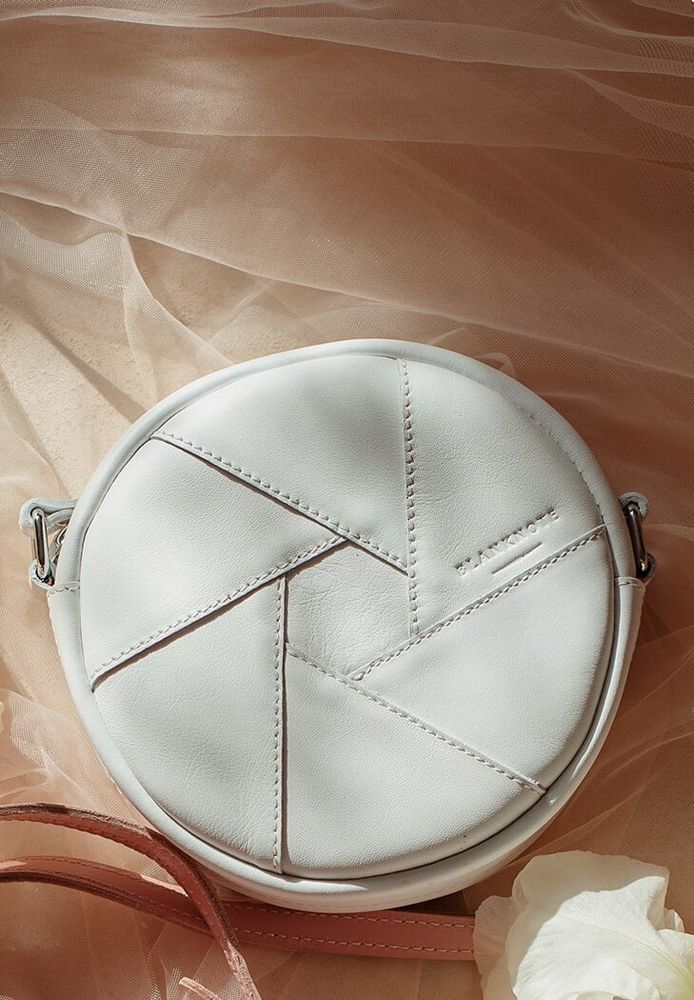 Кожаная круглая женская сумка Бон-Бон BlankNote белая BN-BAG-11-LIGHT купить недорого в Ты Купи
