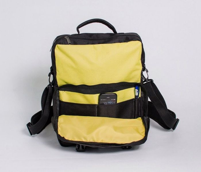 Жіноча спортивна сумка-рюкзак MAD «PACE» 15 л купити недорого в Ти Купи