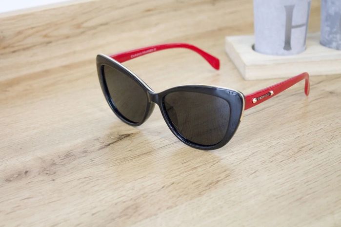 Жіночі сонцезахисні окуляри Polarized p0953-3 купити недорого в Ти Купи