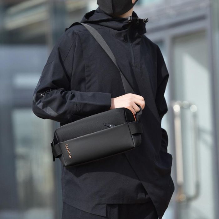 Текстильная сумка слинг черного цвета Confident ATN02-Z0344A купить недорого в Ты Купи