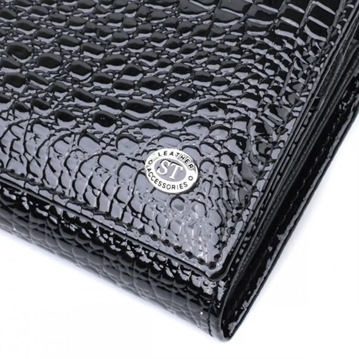 Жіночий лаковий шкіряний гаманець ST Leather 22679 купити недорого в Ти Купи