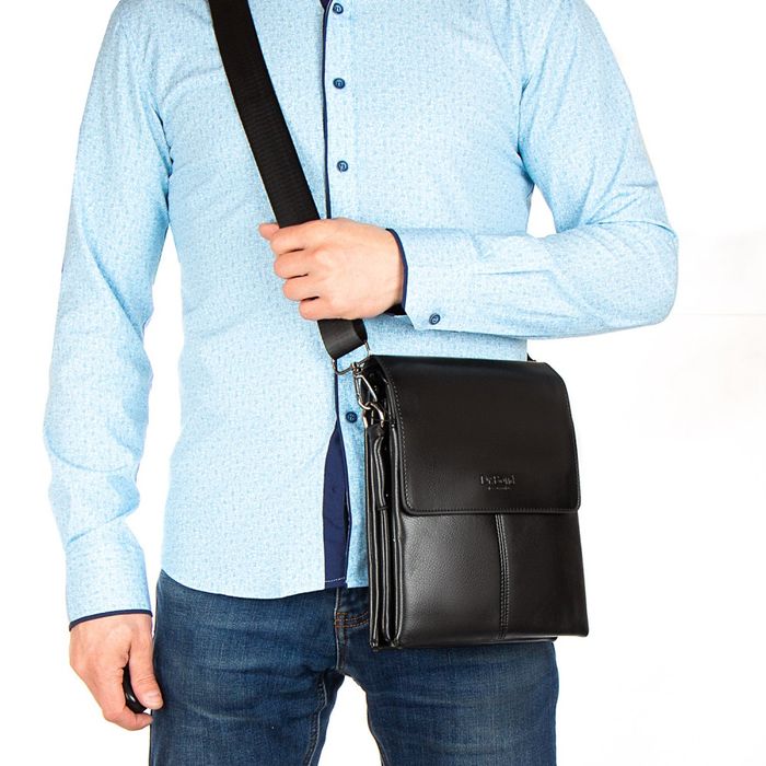 Чоловіча сумка через плече зі шкірозамінника DR. BOND 521-3 black купити недорого в Ти Купи